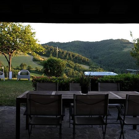 Casa Vacanze Colonnata Губио Екстериор снимка