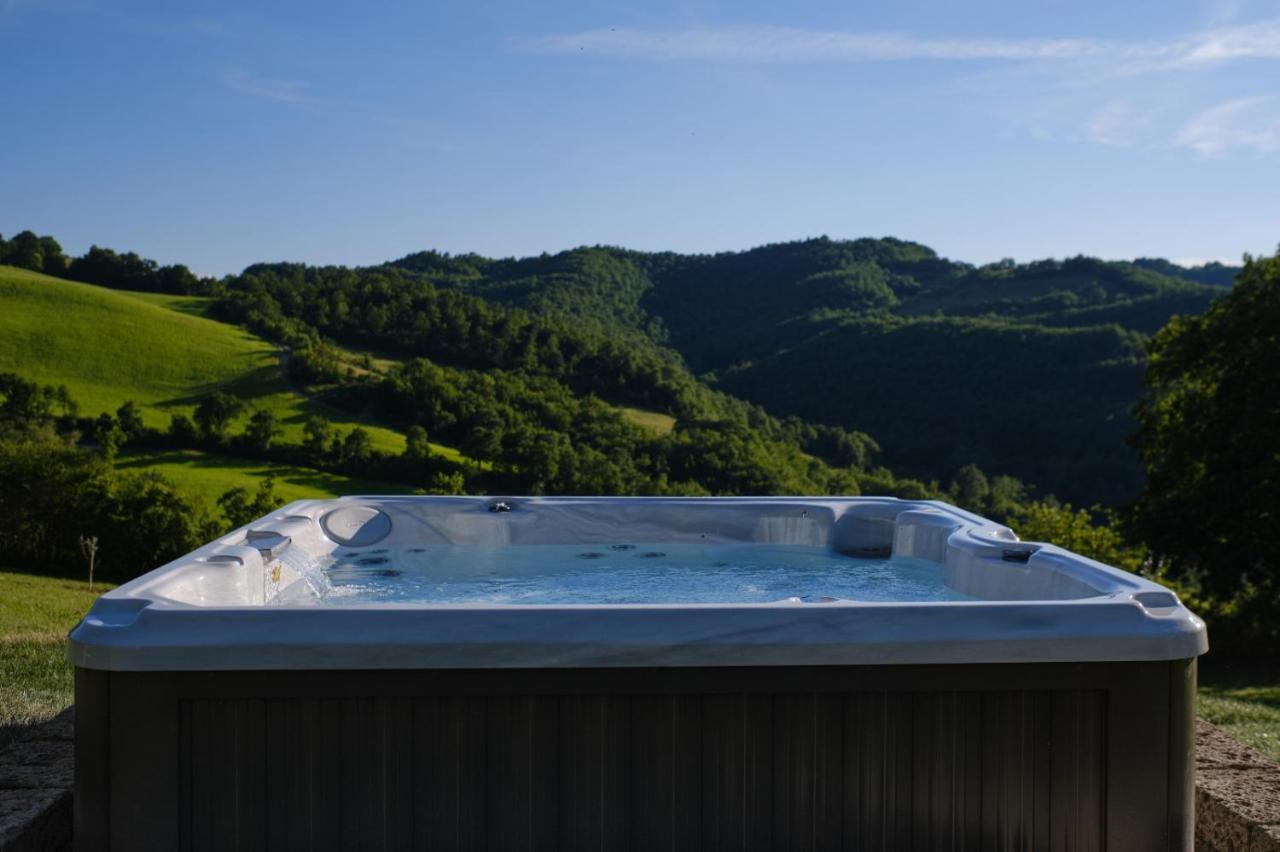 Casa Vacanze Colonnata Губио Екстериор снимка