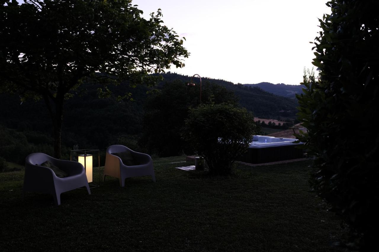 Casa Vacanze Colonnata Губио Екстериор снимка