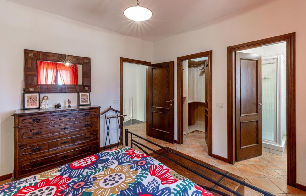 Casa Vacanze Colonnata Губио Екстериор снимка